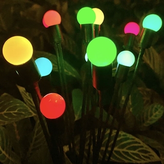 Firefly solcellelampe på spyd