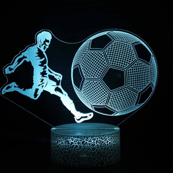 Fodbold-tema 3D-lampe med fjernbetjening - 16 lysfarver - dæmpbar