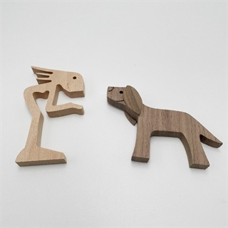 Håndlavet træpynt - Pige og hundehvalp