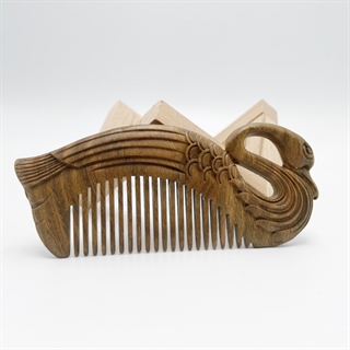 Håndlavet trækam i svaneform