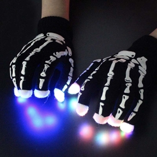LED -handsker med multifarvet lys på fingerspidserne