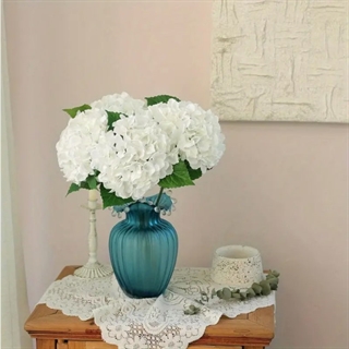 Kunstig hvid hortensia med stilk