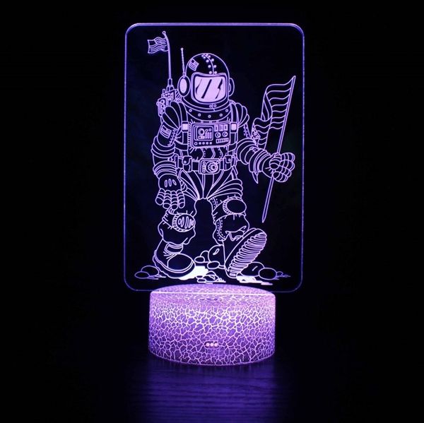 Astronaut 3D lampe LED – 16 lysfarver – med fjernbetjening