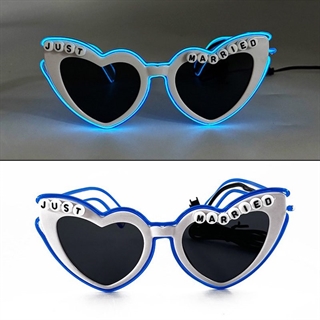 LED hjertebriller med lys og teksten JUST MARRIED - blåt lys