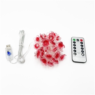 LED kobber lyskæde med kirsebærblomster, med fjernbetjening - USB drevet - 5 m 30 lys - rød