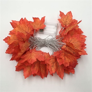 LED lyskæde med ahorn blade - 5,5 M