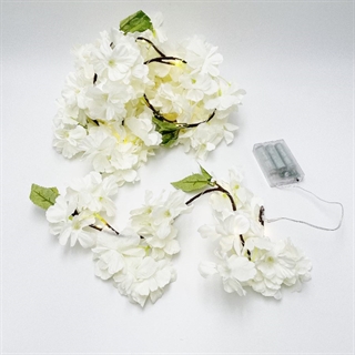 LED lyskæde med hvide kirsebærblomster og blade - 3 m 30 lys