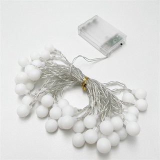 LED lyskæde med kugler - Flerefarvet lys - 6 m 40 lys