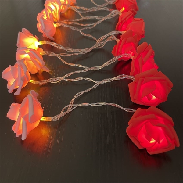 LED lyskæde med lyserøde og røde roser - 3 m 20 lys