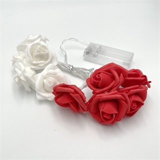 LED lyskæde med røde og hvide roser - 1,5 m 10 lys - Rosediameter 5 cm