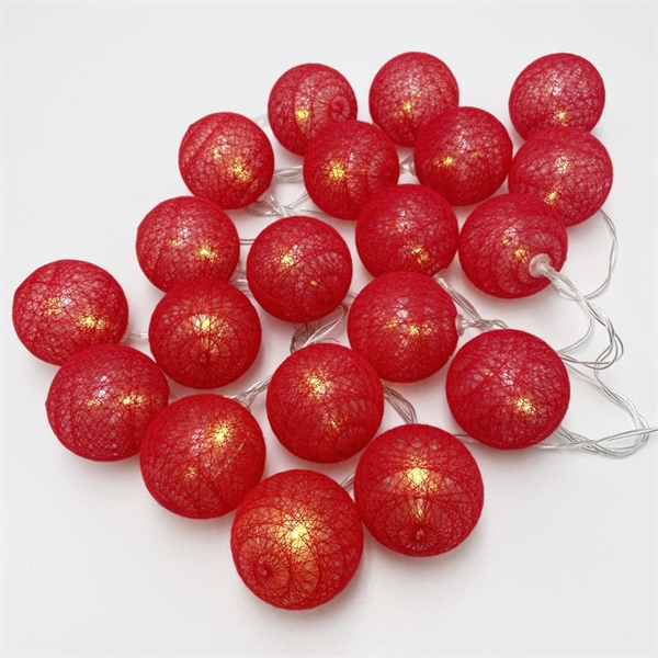 LED lyskæde med røde bomuldskugler – 3 m 20 lys – Ø 5 cm 