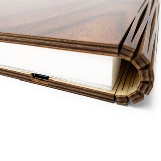 LED-boglampe med varmt hvidt  lys - Genopladelig - Størrelse: L: 21,5 cm, B:17 cm - Omslagsfarve: rød