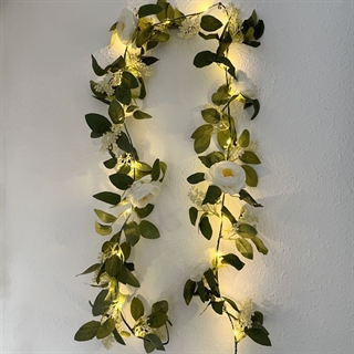 LED lyskæde med blomster og  blade -1,9m 20 lys