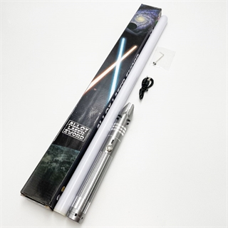 Lyssværd med farverige lys- og lydeffekter - Genopladeligt - Grå håndtag - 20 lyseffekter