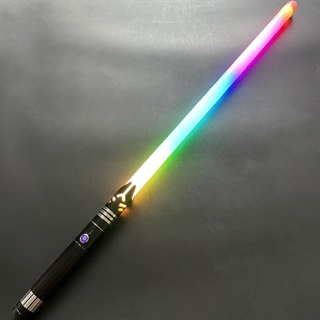 Lyssværd med farverige lys- og lydeffekter - Genopladeligt - Sort håndtag - 20 lyseffekter