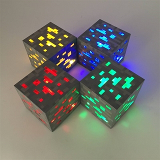 Minecraft Stone ore lampe - Blåt, rødt, grønt, gult lys