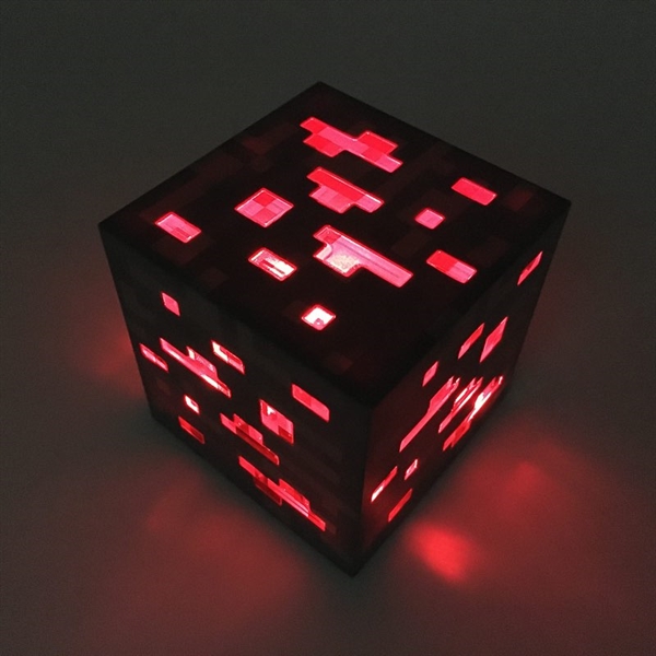 Minecraft Stone ore lampe - Rødt lys