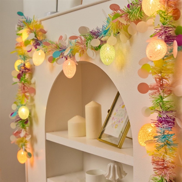 Påske LED-lyskæde med farverige æg og pynt – batteridrevet – 2 m 10 LED