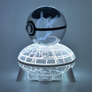 Pokemon Pokeball - Pikachu 3D lampe med 16 lysfarver og fjernbetjening