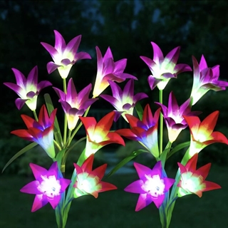 Solcelle lampe med liljer på spyd