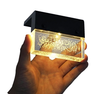 Solcelle væglampe med boble effekter