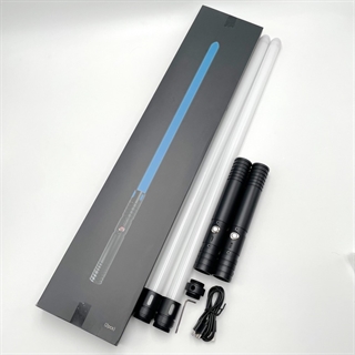 Star Wars lasersværd med 20 lysfarver og lydeffekter - Genopladelige - 2 stk pr. sæt 