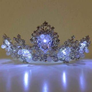 Tiara -med -lys 