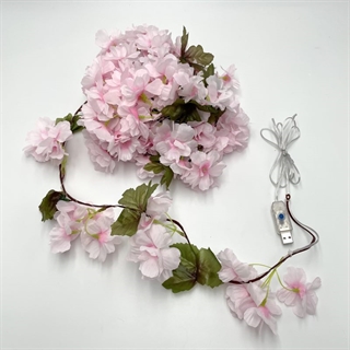 USB-drevet lyskæde med lyserøde kirsebærblomster -  4 M 40 lys