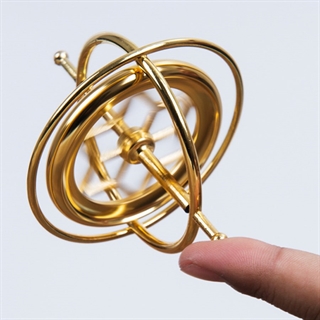 Gyroskop i metal - rotation og balance 