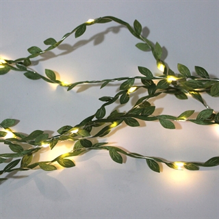 LED lyskæde med grønne blade er - pynt til enhver fest